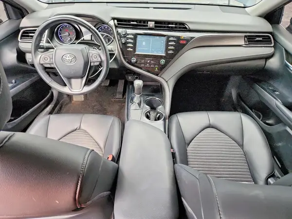 4T1B11HK1KU750063 2019 TOYOTA CAMRY - Image 8