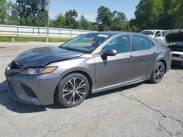 4T1B11HK1KU750810 2019 TOYOTA CAMRY - Image 1
