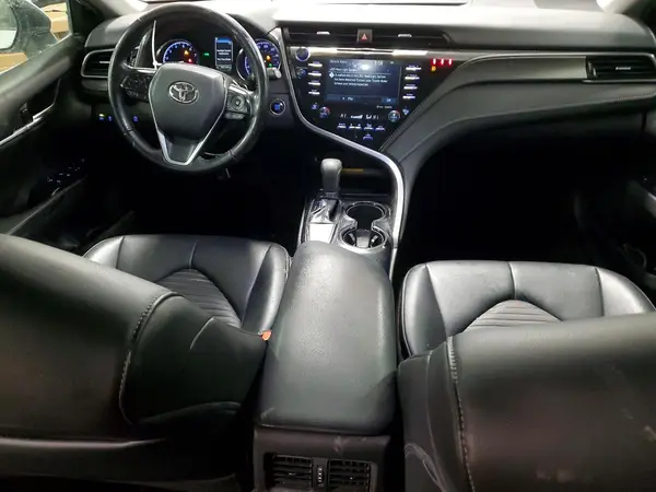 4T1B11HK1KU753674 2019 TOYOTA CAMRY - Image 8