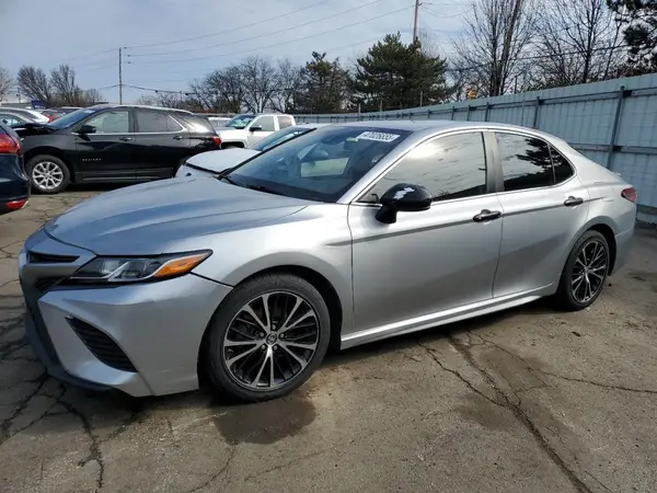 4T1B11HK1KU754906 2019 TOYOTA CAMRY - Image 1
