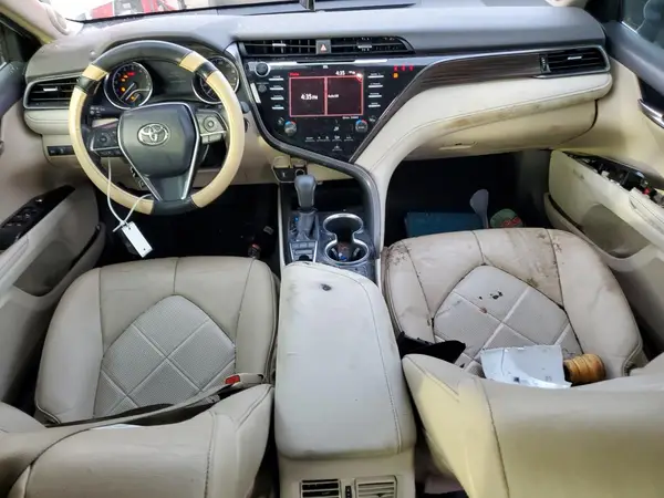 4T1B11HK1KU756042 2019 TOYOTA CAMRY - Image 8