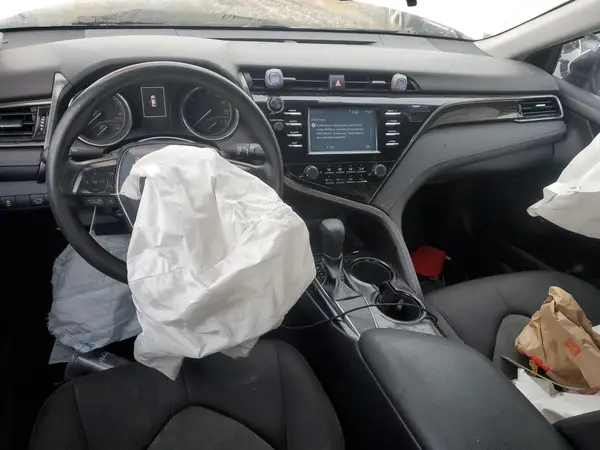 4T1B11HK1KU756185 2019 TOYOTA CAMRY - Image 8