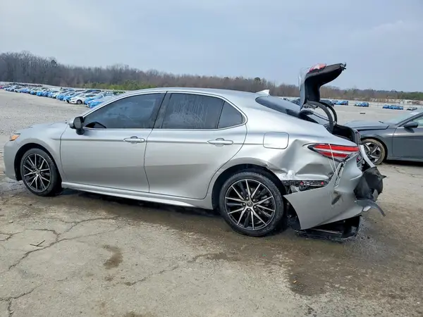 4T1B11HK1KU757823 2019 TOYOTA CAMRY - Image 2