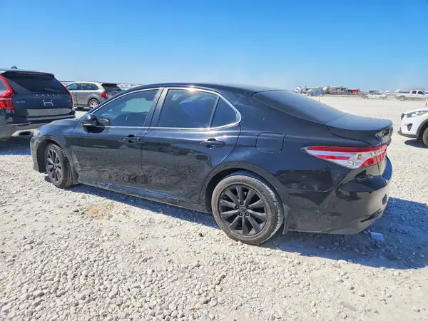 4T1B11HK1KU761855 2019 TOYOTA CAMRY - Image 2