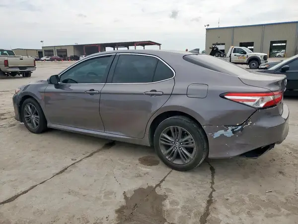 4T1B11HK1KU763864 2019 TOYOTA CAMRY - Image 2