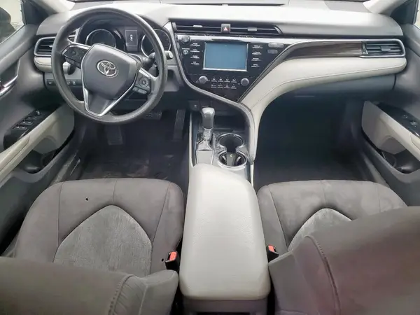 4T1B11HK1KU763864 2019 TOYOTA CAMRY - Image 8