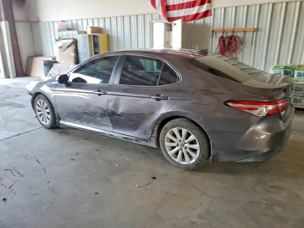 4T1B11HK1KU765551 2019 TOYOTA CAMRY - Image 2