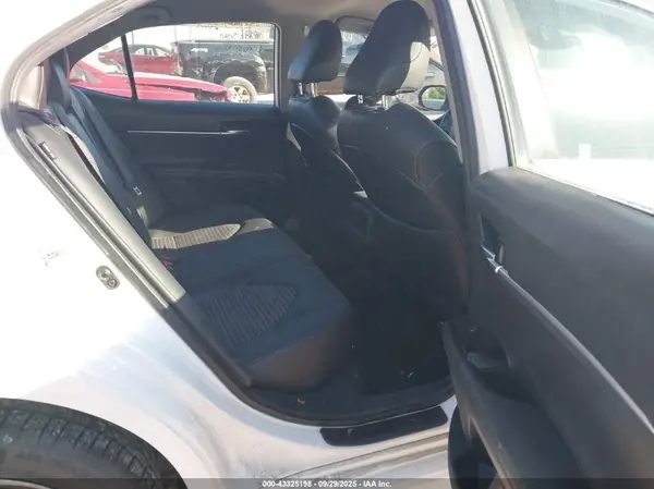 4T1B11HK1KU770829 2019 TOYOTA CAMRY - Image 8
