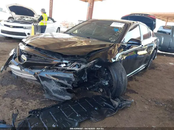4T1B11HK1KU776971 2019 TOYOTA CAMRY - Image 2