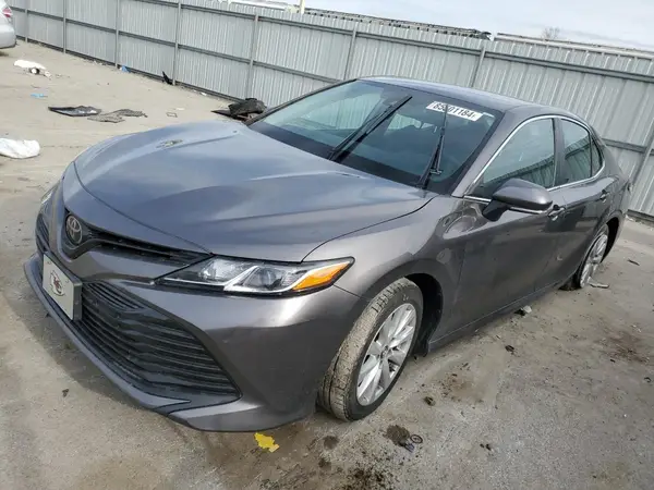 4T1B11HK1KU779465 2019 TOYOTA CAMRY - Image 1