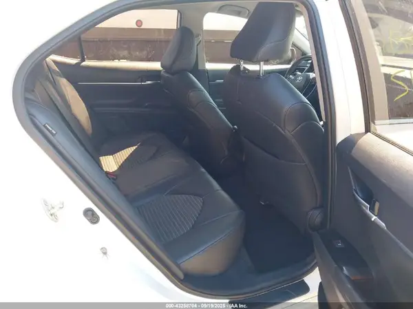 4T1B11HK1KU785914 2019 TOYOTA CAMRY - Image 8