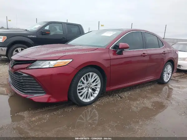 4T1B11HK1KU793429 2019 TOYOTA CAMRY - Image 2