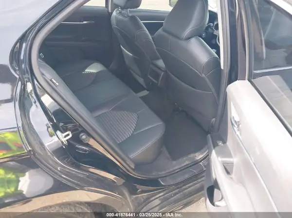 4T1B11HK1KU795035 2019 TOYOTA CAMRY - Image 8