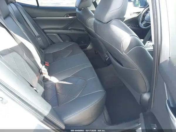 4T1B11HK1KU795178 2019 TOYOTA CAMRY - Image 8