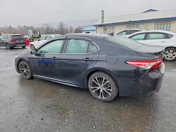 4T1B11HK1KU795861 2019 TOYOTA CAMRY - Image 2