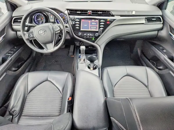 4T1B11HK1KU795861 2019 TOYOTA CAMRY - Image 8
