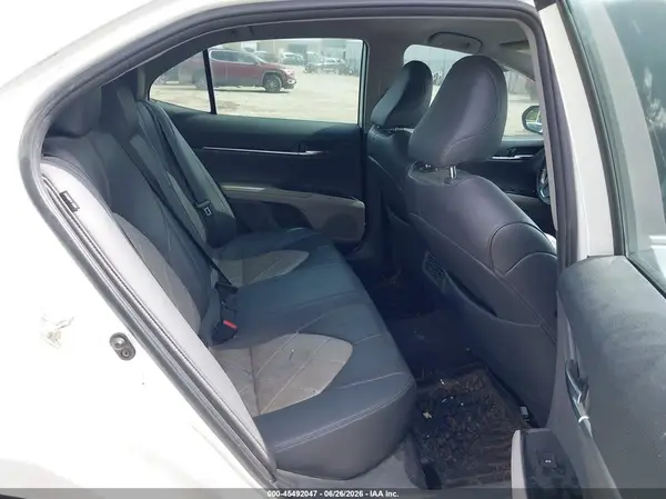 4T1B11HK1KU797738 2019 TOYOTA CAMRY - Image 8