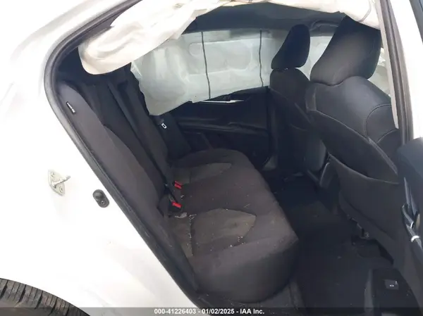 4T1B11HK1KU804266 2019 TOYOTA CAMRY - Image 8