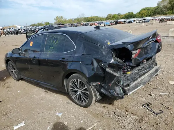 4T1B11HK1KU812903 2019 TOYOTA CAMRY - Image 2