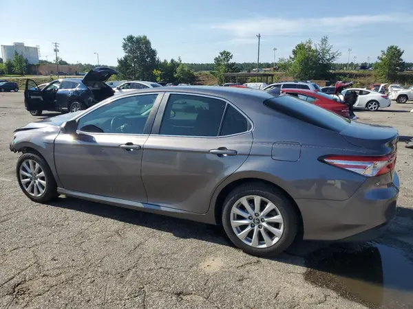 4T1B11HK1KU814862 2019 TOYOTA CAMRY - Image 2