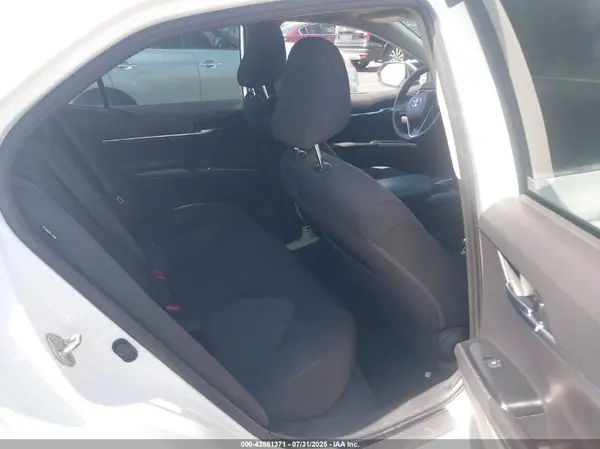 4T1B11HK1KU819933 2019 TOYOTA CAMRY - Image 8