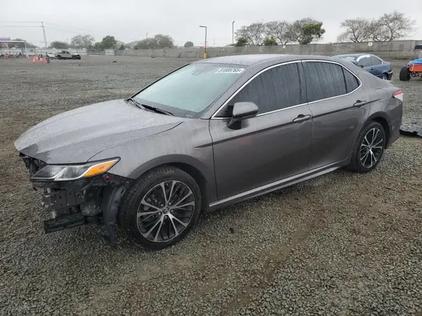 4T1B11HK1KU820211 2019 TOYOTA CAMRY - Image 1