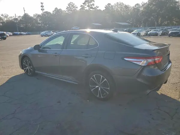 4T1B11HK1KU821617 2019 TOYOTA CAMRY - Image 2