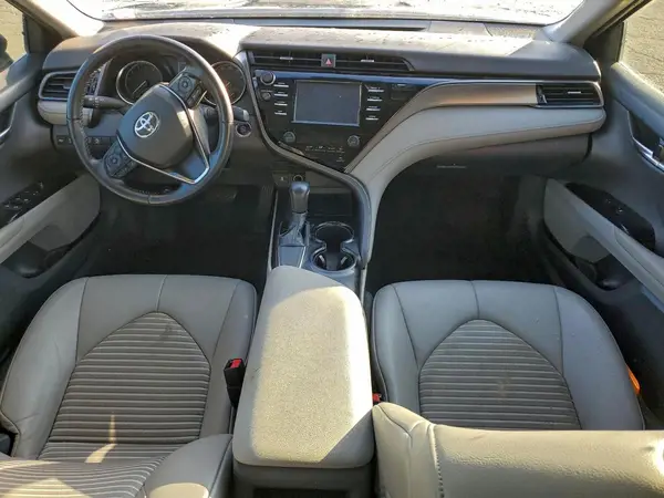 4T1B11HK1KU821617 2019 TOYOTA CAMRY - Image 8