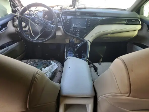 4T1B11HK1KU822430 2019 TOYOTA CAMRY - Image 8