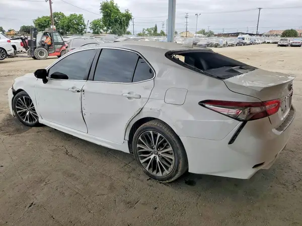 4T1B11HK1KU822492 2019 TOYOTA CAMRY - Image 2