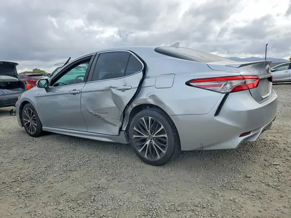 4T1B11HK1KU825909 2019 TOYOTA CAMRY - Image 2