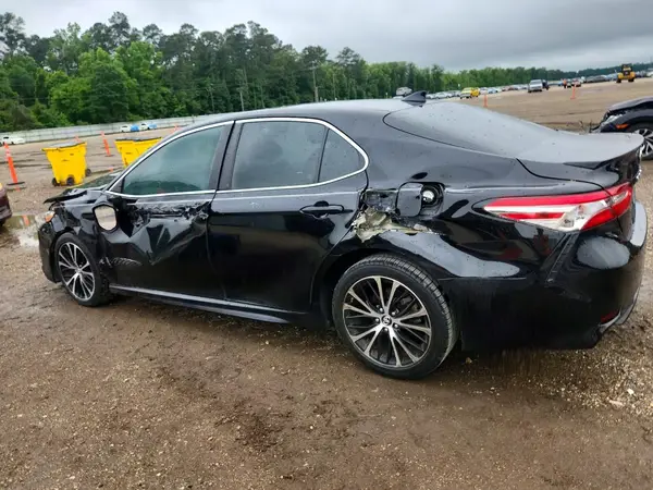4T1B11HK1KU827868 2019 TOYOTA CAMRY - Image 2