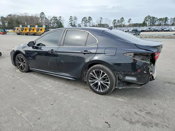 4T1B11HK1KU830379 2019 TOYOTA CAMRY - Image 2