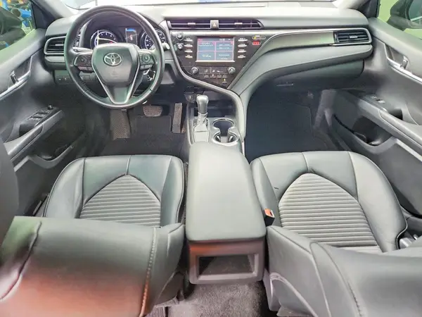 4T1B11HK1KU830379 2019 TOYOTA CAMRY - Image 8