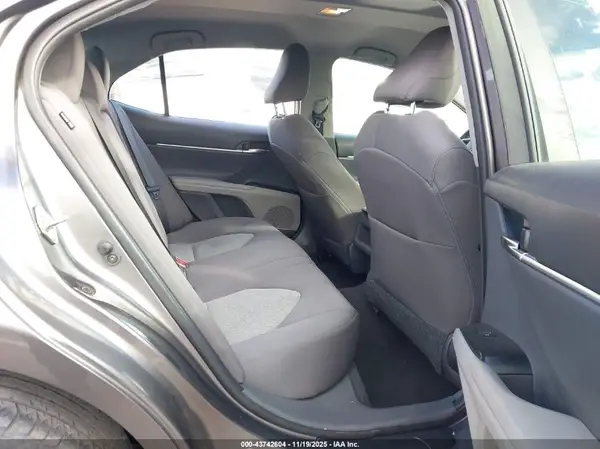 4T1B11HK1KU831970 2019 TOYOTA CAMRY - Image 8