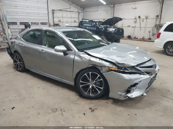 4T1B11HK1KU836960 2019 TOYOTA CAMRY - Image 1