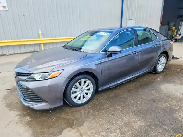 4T1B11HK1KU852057 2019 TOYOTA CAMRY - Image 1