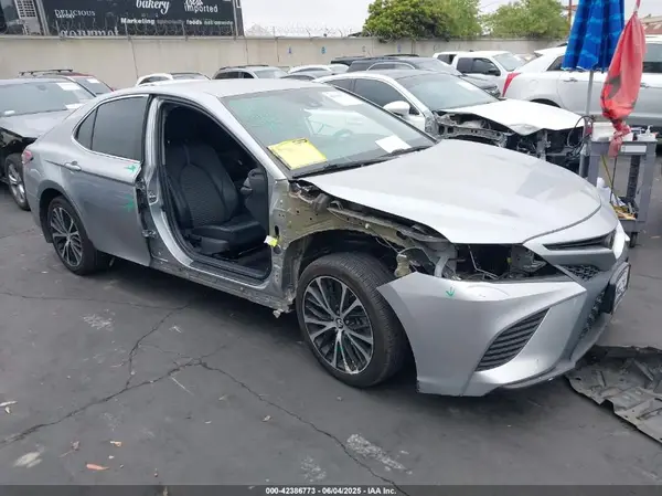 4T1B11HK1KU853936 2019 TOYOTA CAMRY - Image 1