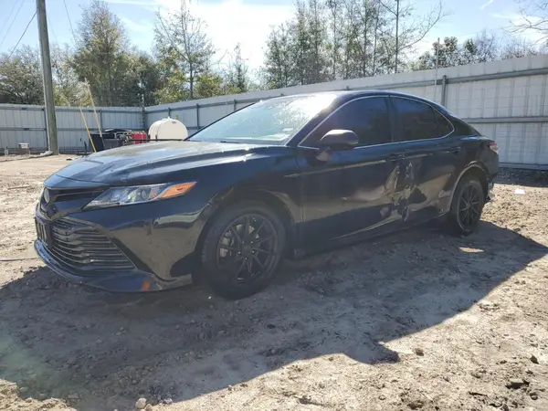 4T1B11HK2JU005059 2018 TOYOTA CAMRY - Image 1