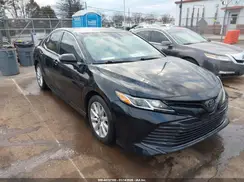 4T1B11HK2JU005742 2018 TOYOTA CAMRY