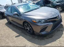 4T1B11HK2JU008740 2018 TOYOTA CAMRY