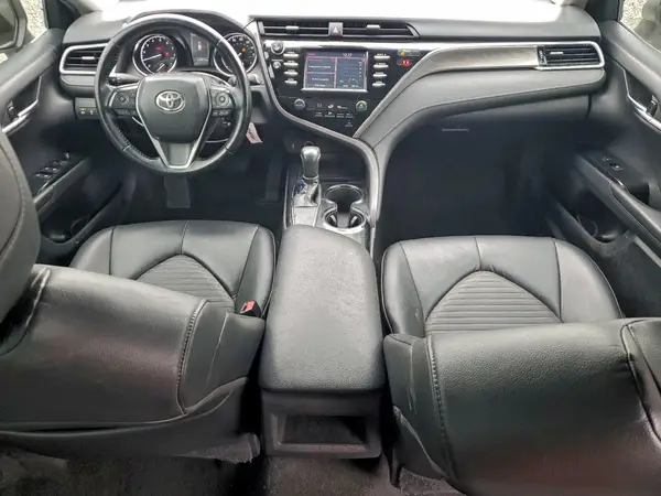 4T1B11HK2JU009628 2018 TOYOTA CAMRY - Image 8