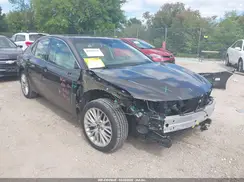 4T1B11HK2JU009631 2018 TOYOTA CAMRY