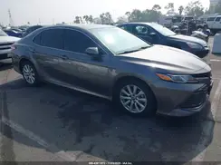 4T1B11HK2JU014425 2018 TOYOTA CAMRY