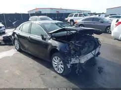 4T1B11HK2JU017826 2018 TOYOTA CAMRY