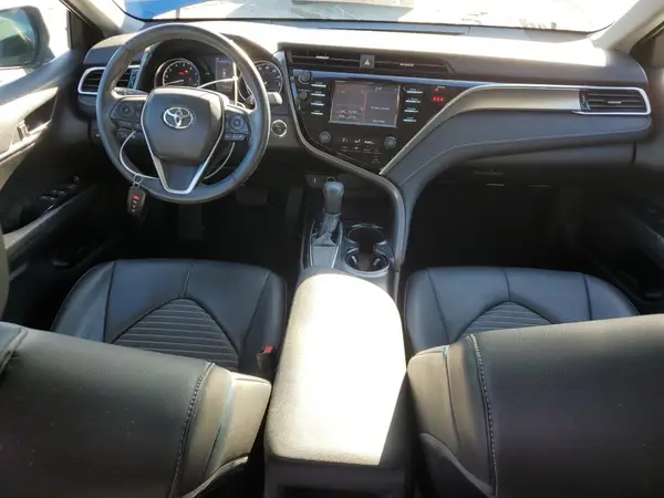 4T1B11HK2JU021326 2018 TOYOTA CAMRY - Image 8