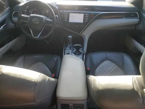 4T1B11HK2JU028941 2018 TOYOTA CAMRY - Image 8