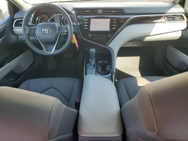 4T1B11HK2JU030981 2018 TOYOTA CAMRY - Image 8