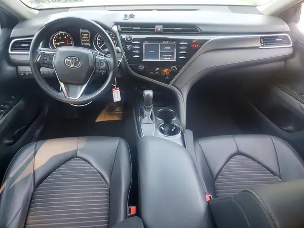 4T1B11HK2JU031564 2018 TOYOTA CAMRY - Image 8