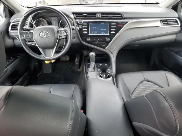 4T1B11HK2JU033542 2018 TOYOTA CAMRY - Image 8